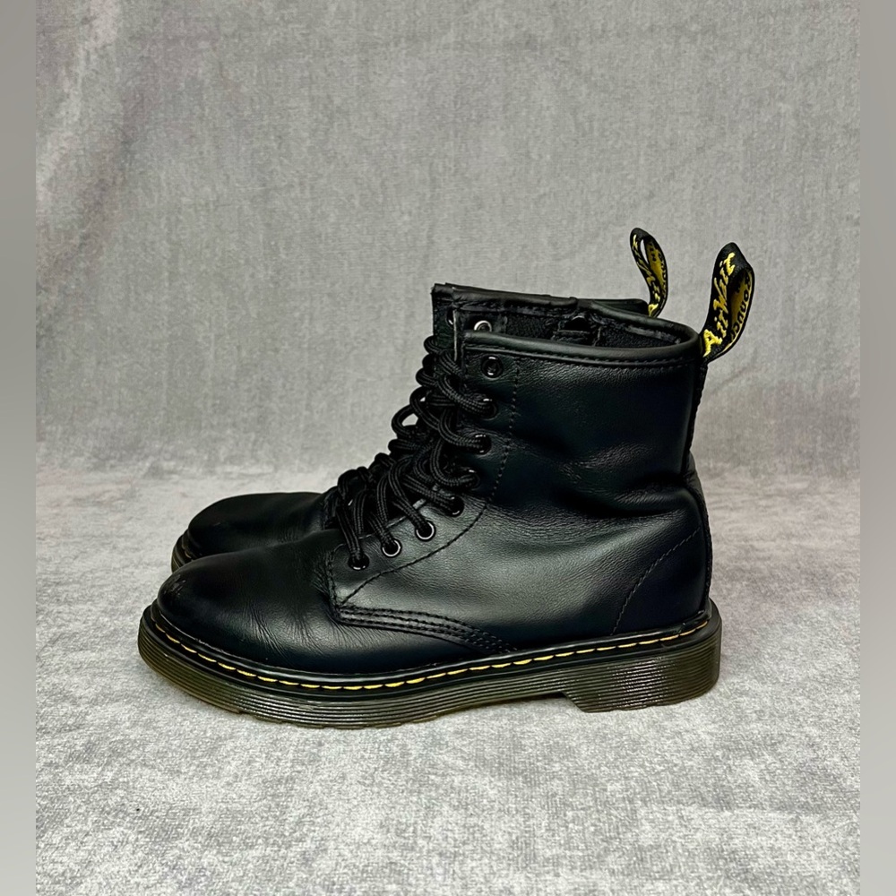 Dr. Martens Kids‎ Black Leather Lace-Up Boots with Side Zipper Size 2